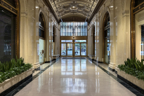 13. Lobby