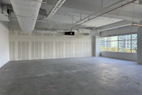 315. 450 Suite 3121 Bld.