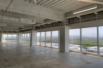 296. Suite 900 3333 Bldg