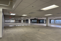149. 400 Suite 3353 Bld.