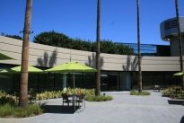 207. Cafeteria Plaza