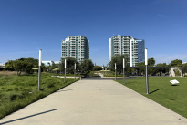 221. Plaza/Park