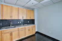 61. 100 Suite Green St.