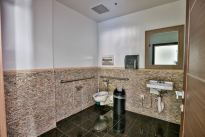 60. 100 Suite Green St.