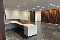93. Suite 600 Fl 55 Lake Bld.