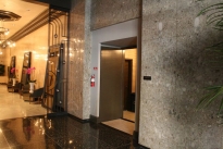 13. Lobby