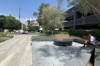 21. Plaza