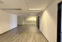 177. 15400 Bld. Suite 400