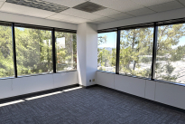178. 15400 Bld. Suite 400