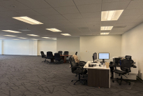 76. 15400 Bld. Suite 470
