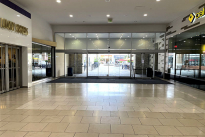 4. Interior Mall