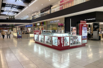 17. Interior Mall