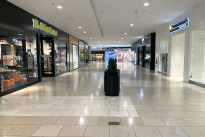 7. Interior Mall
