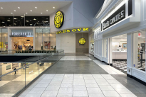 16. Interior Mall