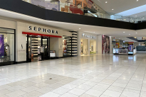 11. Interior Mall
