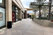 48. Exterior Mall
