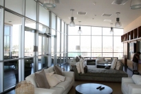 32. Lounge
