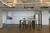 142. Suite 1806