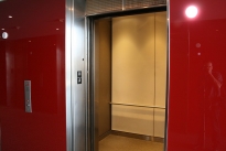 27. Lobby