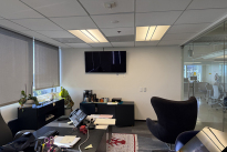 94. Suite 850