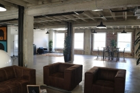 60. Suite 900