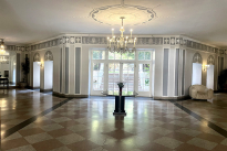 4. Lobby