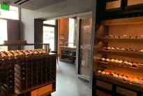 76. Interior