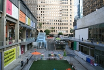 24. Mall