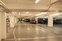 40. Valet