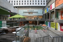 47. Mall