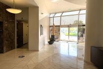 30. Lobby