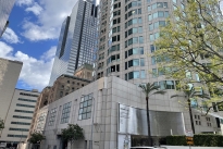 31. Exterior