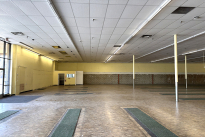 14. Building  23152