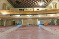 25. Theater