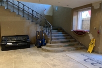 21. Lobby