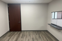 100. 325 Suite 21820 Bldg.