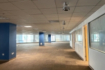 198. Cloverfield Ste 100-S