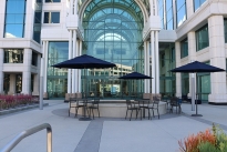 18. Plaza