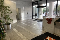 62. Lobby