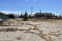25. Parking/Basecamp