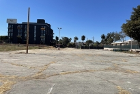 32. Parking/Basecamp