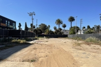 35. Parking/Basecamp