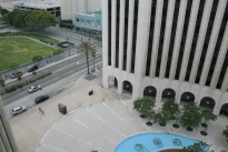 17. Plaza