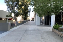 21. Plaza