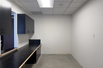 194. 21031 Bldg  Suite 1160