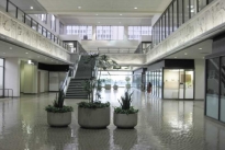 27. Lobby