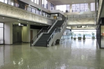 28. Lobby