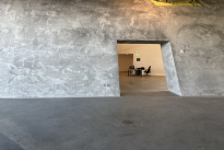 37. Lobby